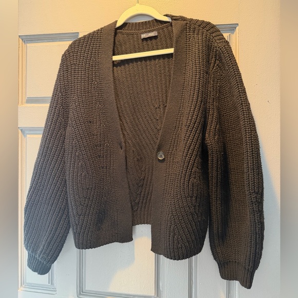 black Gap cardigan - Picture 2 of 11